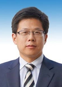 徐美东_副本.jpg